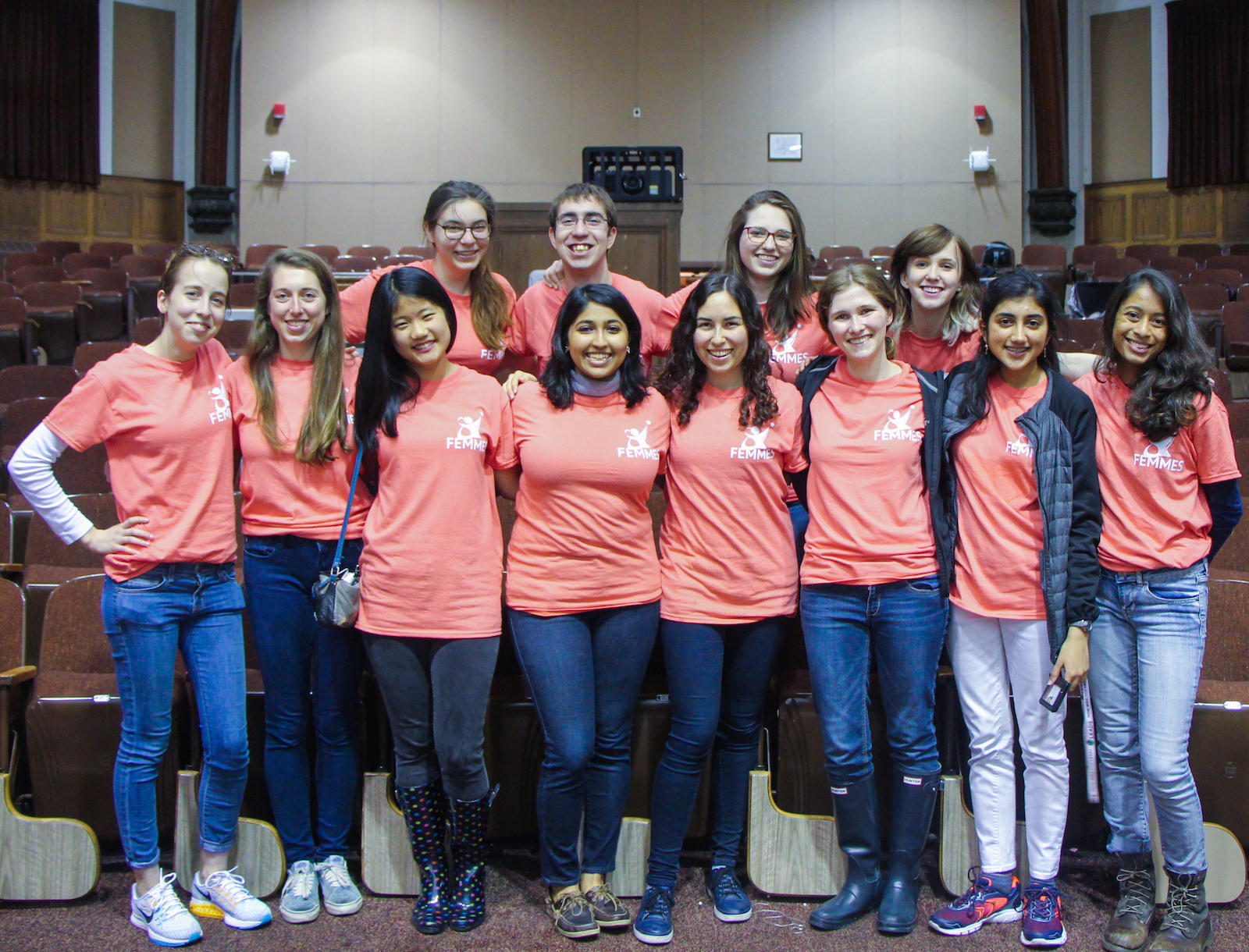 FEMMES sparks STEM interest in young girls at 2016 Capstone